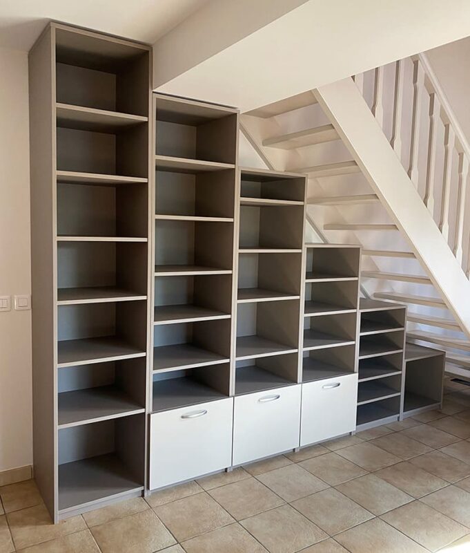 amenagement interieur placards sous escalier par Dufress solution PLacard