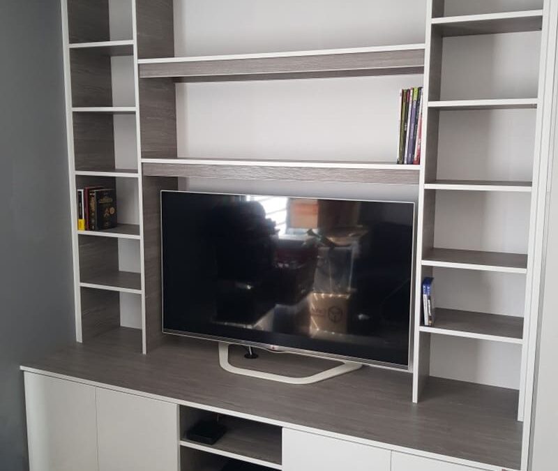 réalisation meuble tv en hauteur à st marcel les valence drome.